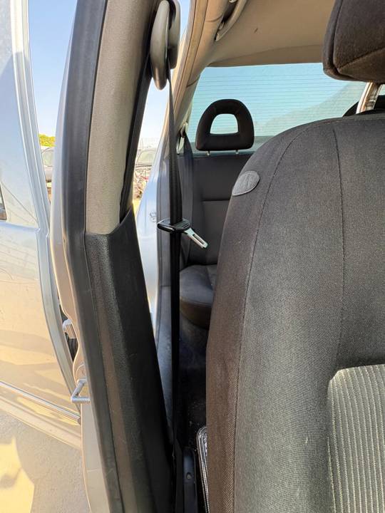 CINTURON SEGURIDAD DELANTERO DERECHO