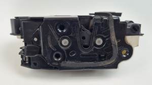 CERRADURA PUERTA DELANTERA DERECHA 5E1837016A SEAT TOLEDO (KG3) Autodesguaces Alicante