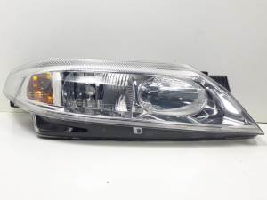 FARO DERECHO 77010489831 RENAULT LAGUNA II GRANDTOUR (KG0) Autodesguaces Alicante