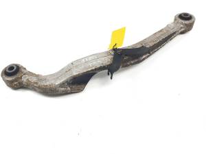 BRAZO SUSPENSION SUPERIOR TRASERO DERECHO NISSAN QASHQAI (J11) Autodesguaces Alicante
