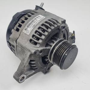 ALTERNADOR 373002A700 HYUNDAI TUCSON Autodesguaces Alicante