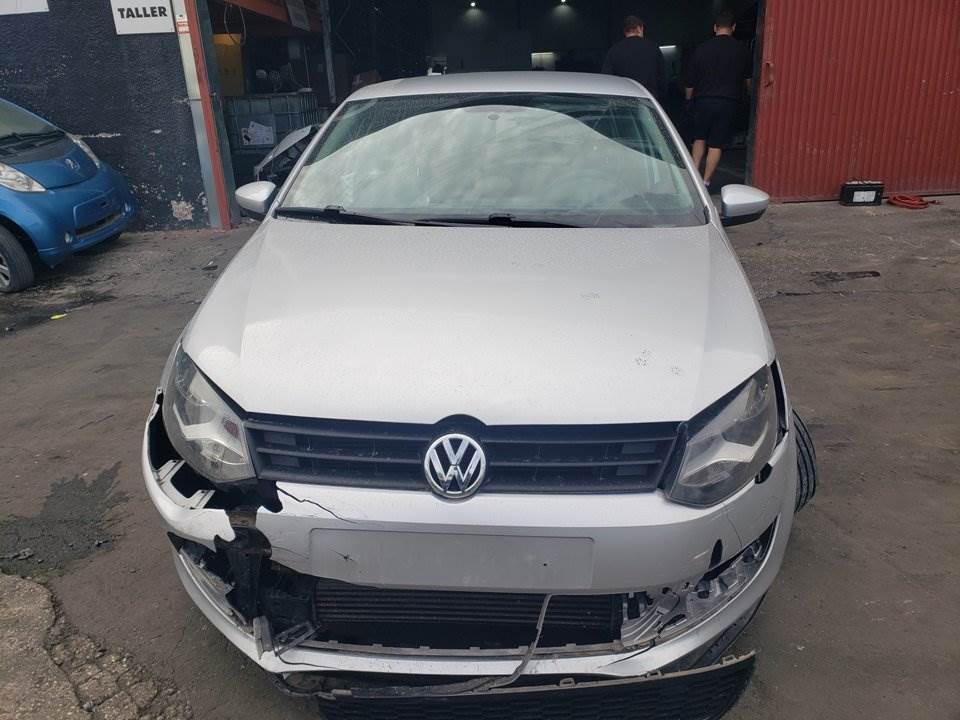 VOLKSWAGEN POLO (6R1) (2009 - 2014)