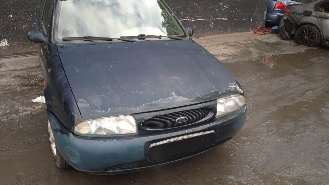 FORD FIESTA BERLINA (1995 - 1999)