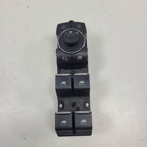 MANDO ELEVALUNAS DELANTERO IZQUIERDO NX7T14540DC FORD PUMA Autodesguaces Alicante