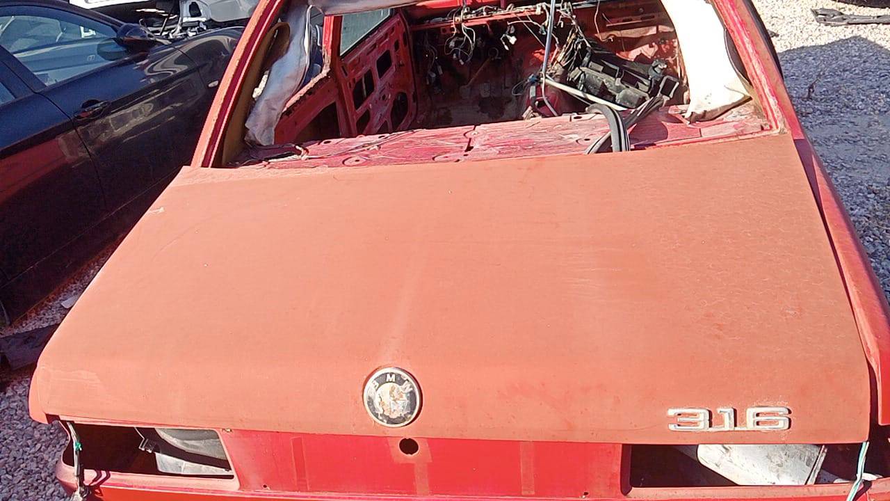 PORTON TRASERO