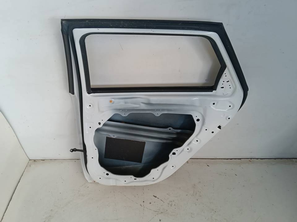PUERTA TRASERA DERECHA
