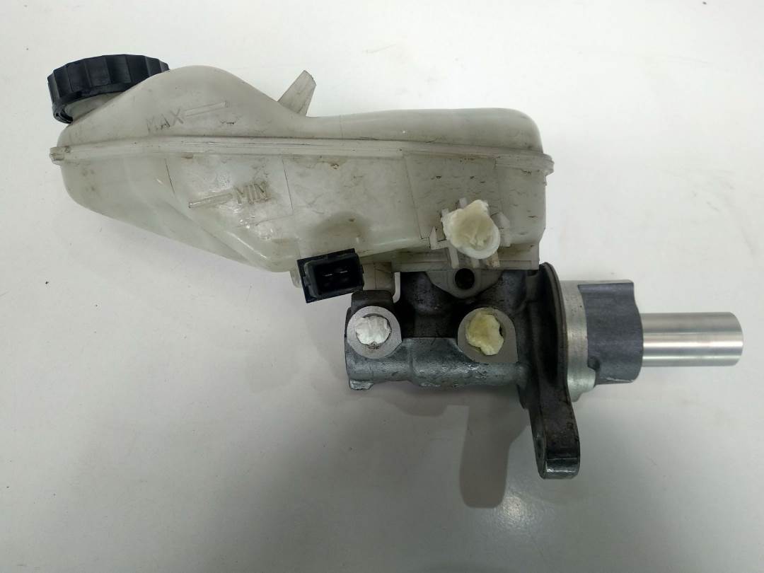 BOMBA FRENO - 0204Y24234 - TOYOTA - AURIS (E150)