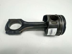 PISTON MERCEDES CLASE C (W203) FAMILIAR Autodesguaces Alicante