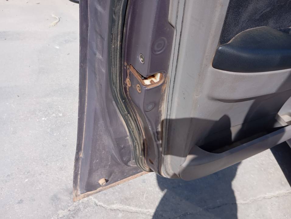 CERRADURA PUERTA DELANTERA IZQUIERDA