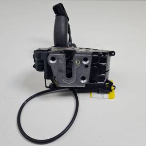 CERRADURA PUERTA TRASERA IZQUIERDA 825030002R RENAULT MEGANE III BERLINA 5P Autodesguaces Alicante