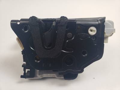 CERRADURA PUERTA TRASERA DERECHA 4G0839016 AUDI Q3 (8U) (2011 - 2018) Autodesguaces Alicante