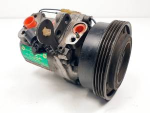 COMPRESOR AIRE ACONDICIONADO 8390646 BMW SERIE 3 BERLINA (E36) Autodesguaces Alicante