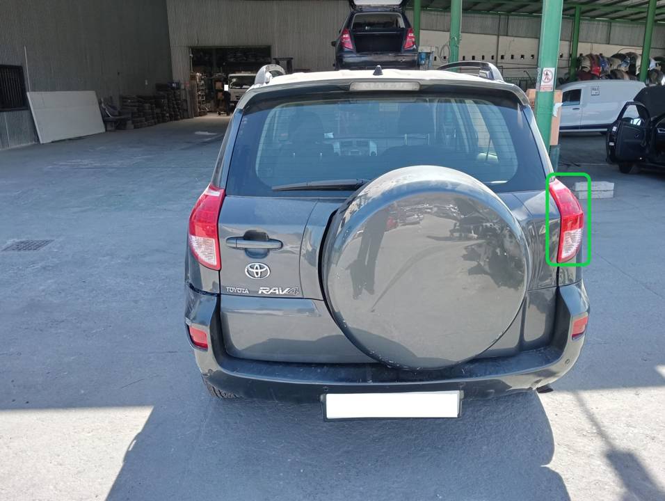PILOTO TRASERO DERECHO