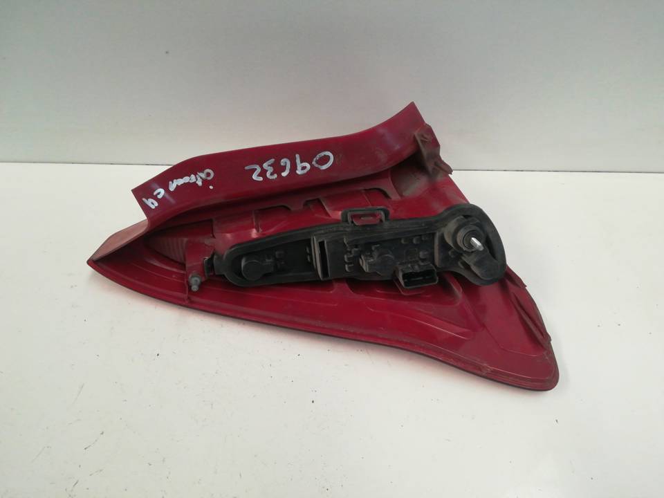PILOTO TRASERO DERECHO