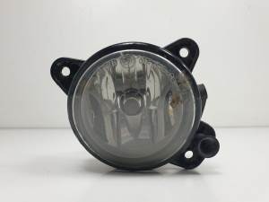 FARO ANTINIEBLA DERECHO 9068200156 VOLKSWAGEN CRAFTER CAJA CERRADA Autodesguaces Alicante