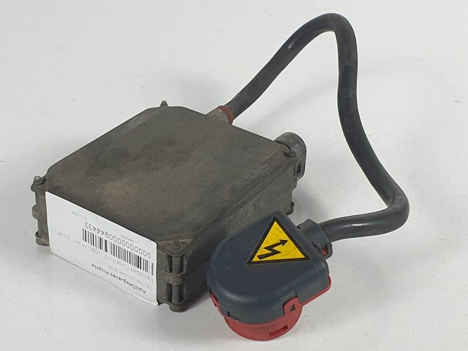 Ballast de phare xénon - 5DV00776017 - MERCEDES - CLASE E (W210) FAMILIAR