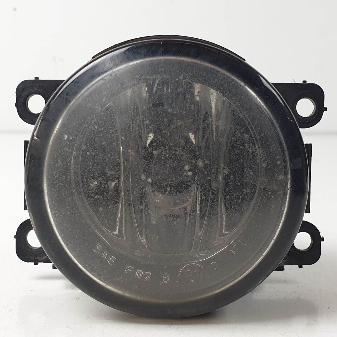 FARO ANTINIEBLA DERECHO - 8200074008 - RENAULT - LAGUNA II (BG0)