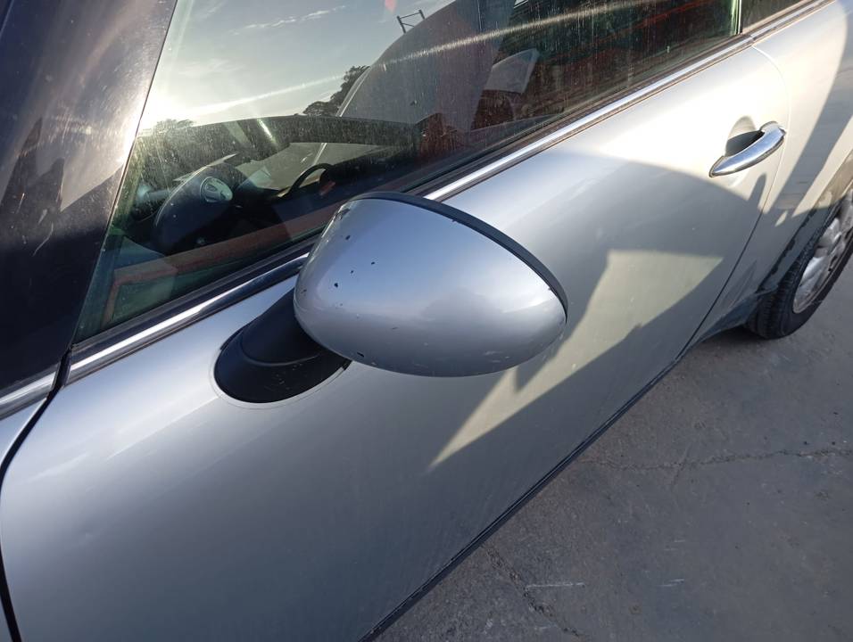 RETROVISOR IZQUIERDO
