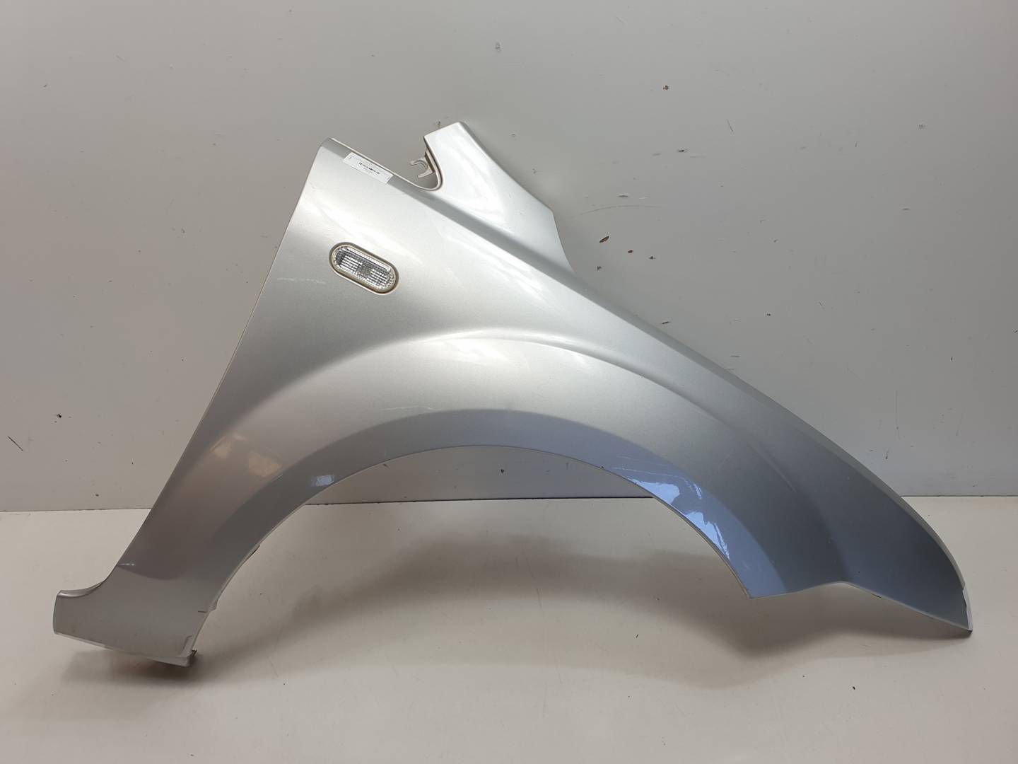 ALETA DELANTERA DERECHA - FORD - FOCUS BERLINA (CAP)