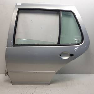 PUERTA TRASERA IZQUIERDA VOLKSWAGEN GOLF IV BERLINA (1J1) Autodesguaces Alicante