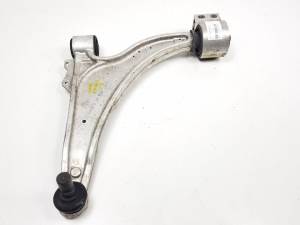 BRAZO SUSPENSION INFERIOR DELANTERO IZQUIERDO 13401129 OPEL ASTRA J LIM. Autodesguaces Alicante