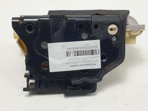 CERRADURA PUERTA TRASERA DERECHA 3C4839016A AUDI Q7 (4L) Autodesguaces Alicante