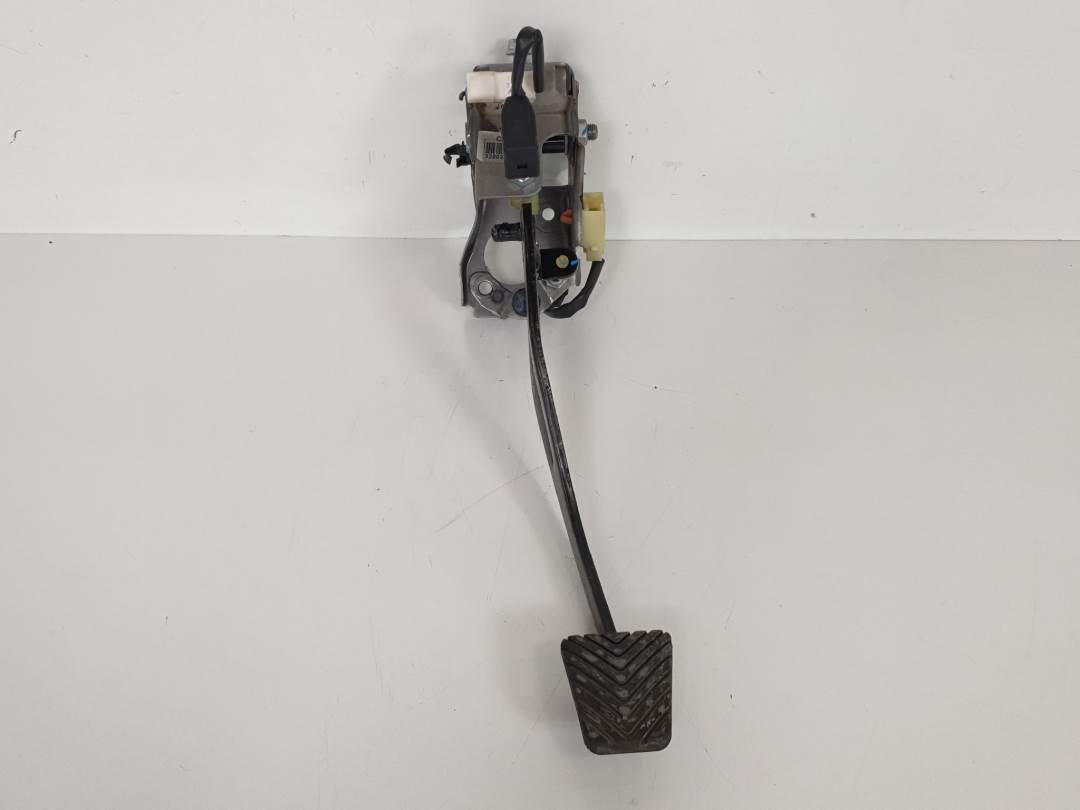 PEDAL EMBRAGUE - 328021J300 - HYUNDAI - I20 (PB)