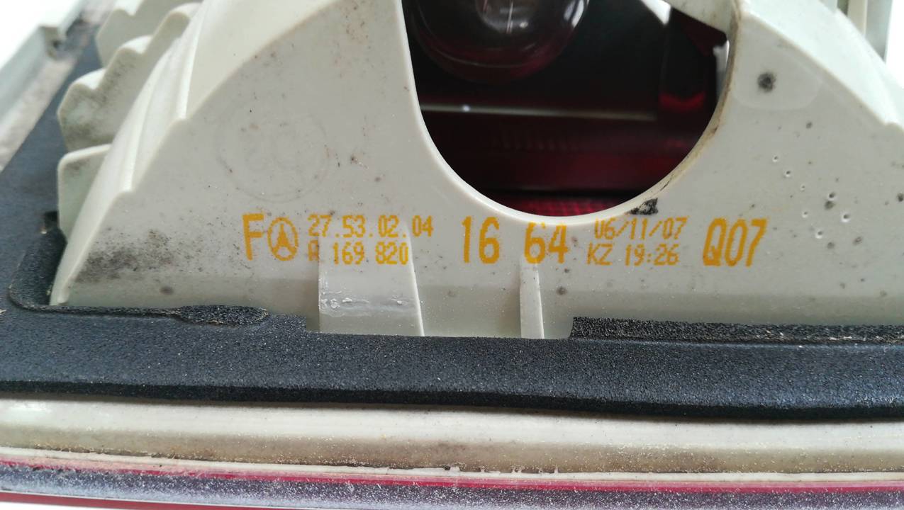 PILOTO TRASERO DERECHO INTERIOR
