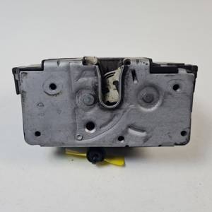 CERRADURA PUERTA DELANTERA IZQUIERDA 13258271 OPEL CORSA D Autodesguaces Alicante
