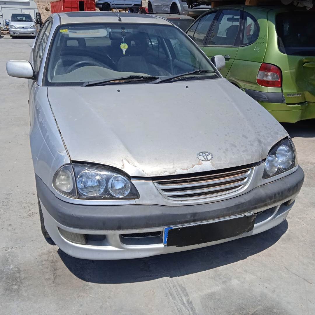 TOYOTA AVENSIS BERLINA (T22) (1997 - 2003)