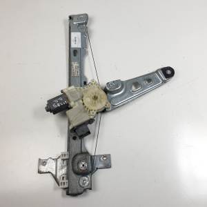 ELEVALUNAS DELANTERO DERECHO 96828088080 PEUGEOT 3008 (T84) Autodesguaces Alicante