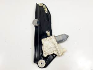 ELEVALUNAS TRASERO DERECHO 7202482E BMW SERIE 7 (F01/F02) Autodesguaces Alicante