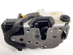 CERRADURA PUERTA TRASERA IZQUIERDA 3023881LH4 CHEVROLET AVEO BERLINA HATCHBACK Autodesguaces Alicante