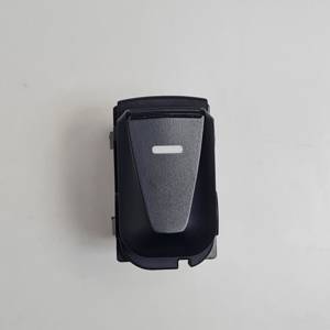 MANDO ELEVALUNAS DELANTERO DERECHO HYUNDAI IX35 Autodesguaces Alicante