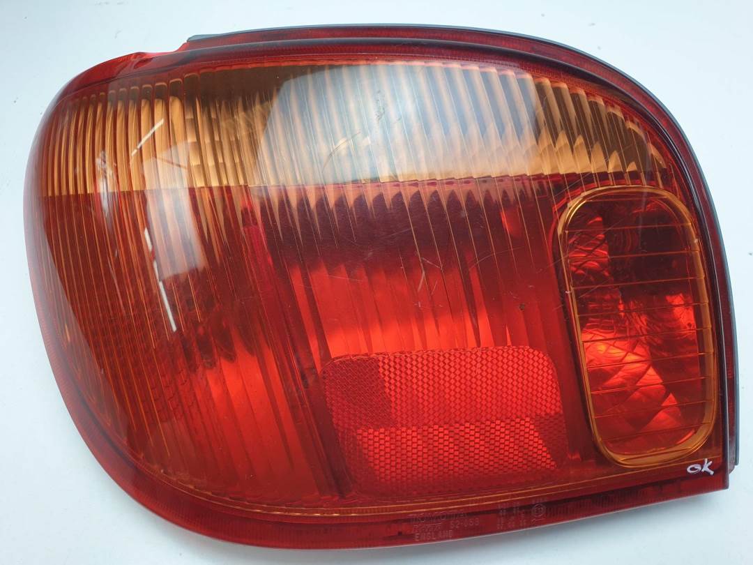 PILOTO TRASERO IZQUIERDO - KOITO52053 - TOYOTA - YARIS (NCP1/NLP1/SCP1)