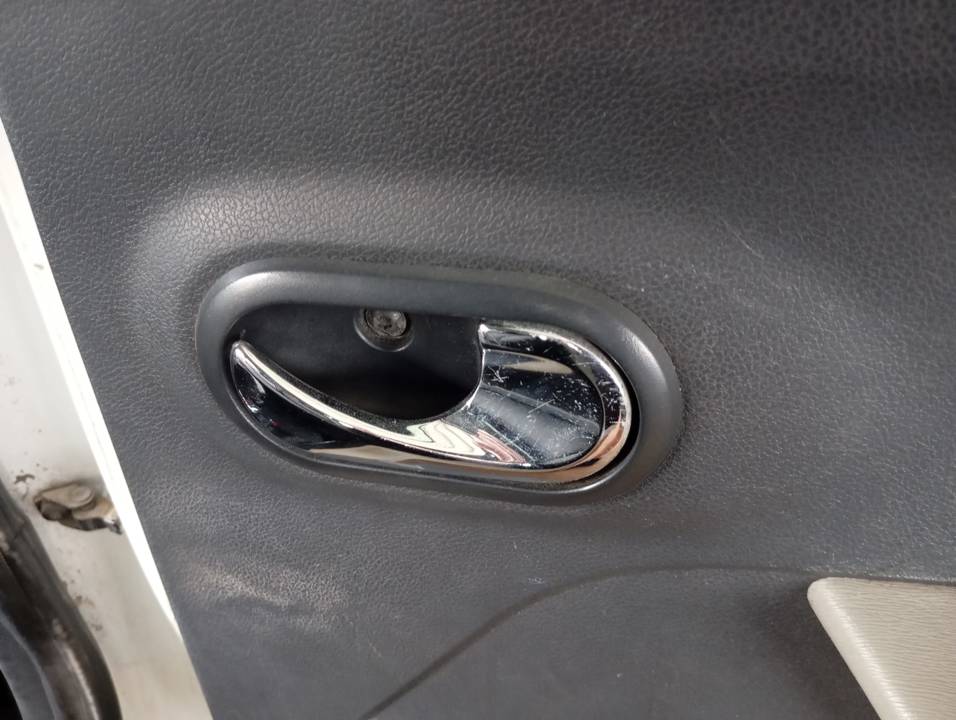 MANETA INTERIOR TRASERA DERECHA