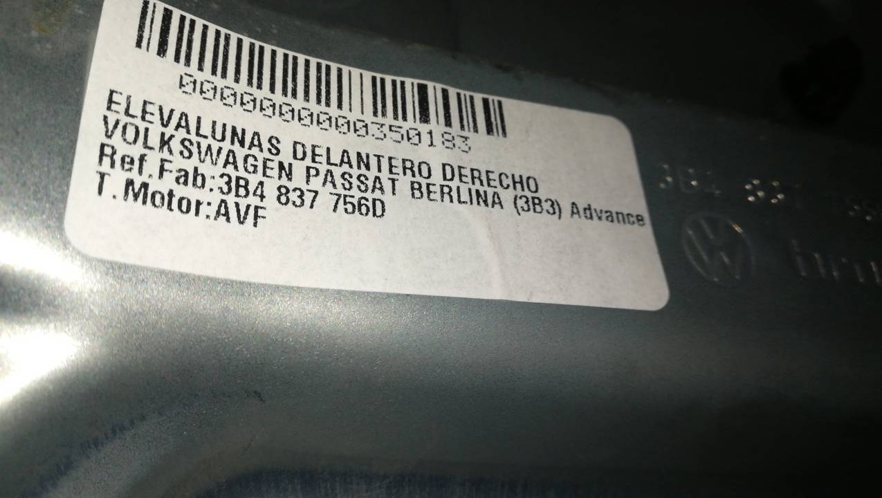 ELEVALUNAS DELANTERO DERECHO