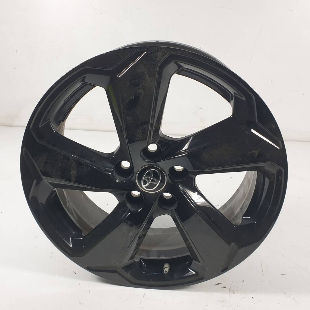 JUEGO LLANTAS - 0072762017 - TOYOTA - RAV4