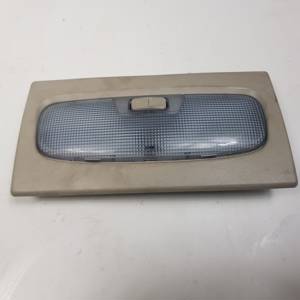 LUZ INTERIOR 8A6113733ABW FORD FIESTA (CCN) Autodesguaces Alicante