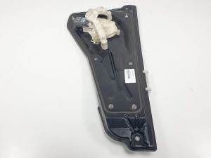 ELEVALUNAS TRASERO IZQUIERDO CVH500130 LAND ROVER RANGE ROVER SPORT (L320) Autodesguaces Alicante