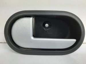 MANETA INTERIOR DELANTERA IZQUIERDA 2S61A22601 FORD FIESTA (CBK) Autodesguaces Alicante