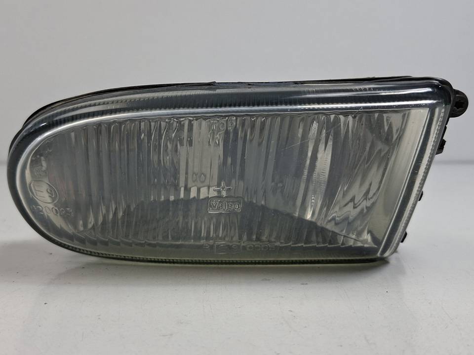 FARO ANTINIEBLA DERECHO 7701042675E RENAULT ESPACE / GRAND ESPACE (JE0) Autodesguaces Alicante