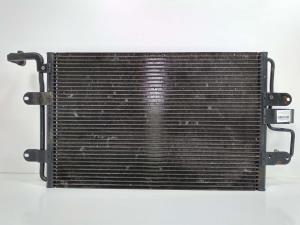 CONDENSADOR / RADIADOR AIRE ACONDICIONADO 1J0820411D SEAT LEON (1M1) Autodesguaces Alicante