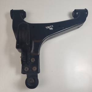 BRAZO SUSPENSION INFERIOR DELANTERO DERECHO SSANGYONG RODIUS Autodesguaces Alicante