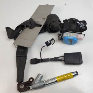 CINTURON SEGURIDAD DELANTERO DERECHO 307512499P10 OPEL INSIGNIA BERLINA Autodesguaces Alicante