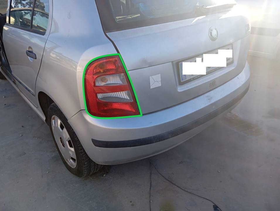 PILOTO TRASERO IZQUIERDO