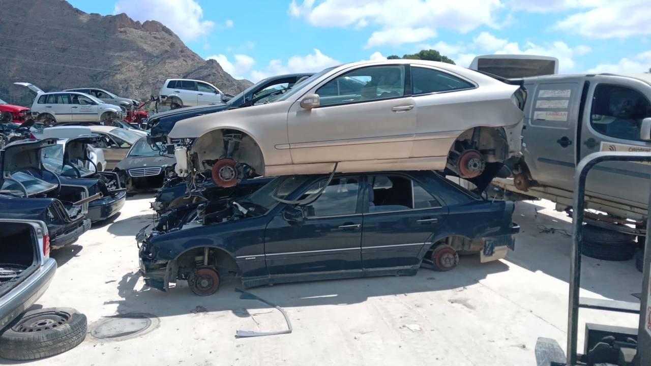 Imagen del vehículo MERCEDES-BENZ CLASE C (W203) SPORTCOUPE