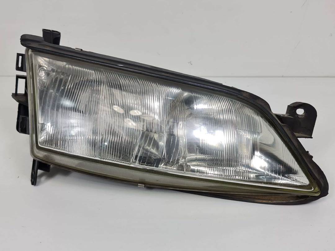 Phare droit - 90464146 - OPEL - VECTRA B BERLINA