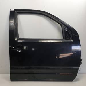 PUERTA DELANTERA DERECHA NISSAN NAVARA PICK-UP (D40M) Autodesguaces Alicante