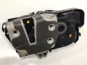 CERRADURA PUERTA DELANTERA DERECHA H1BAA21812NE FORD PUMA Autodesguaces Alicante